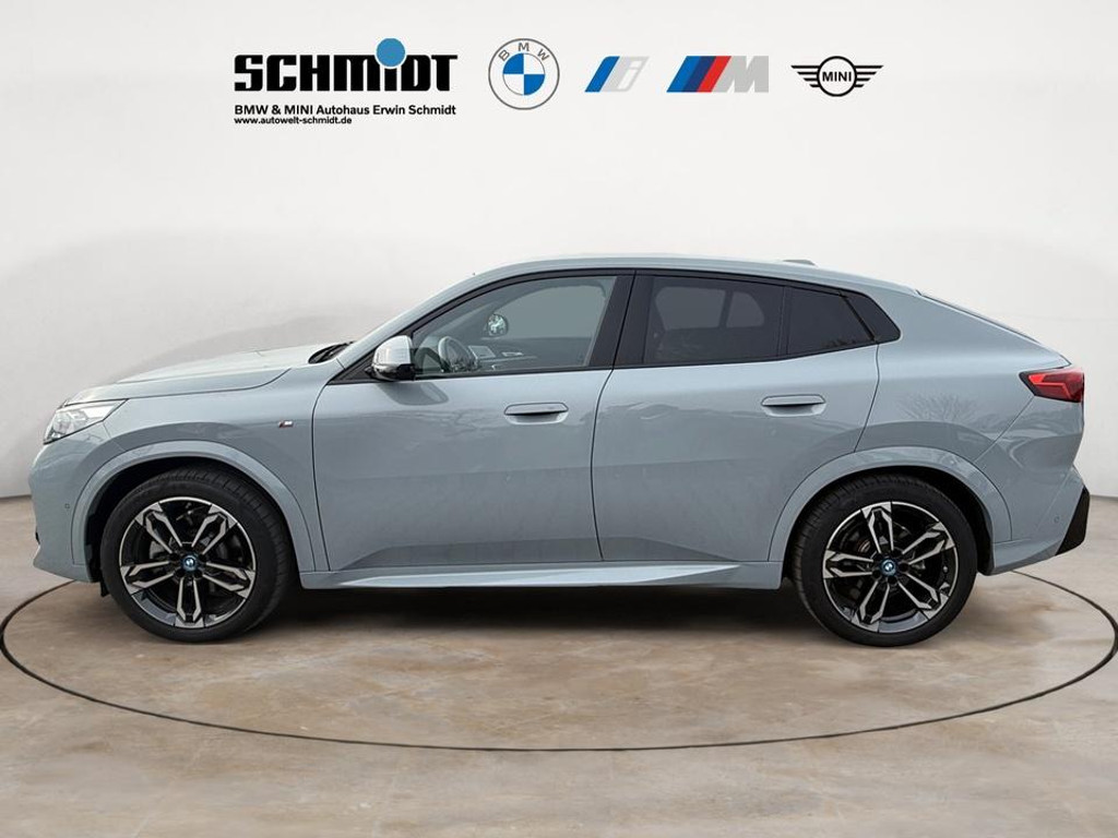 BMW iX2
