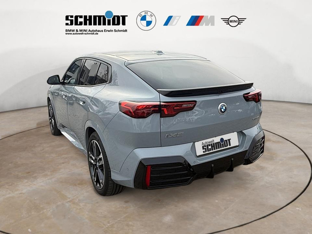 BMW iX2