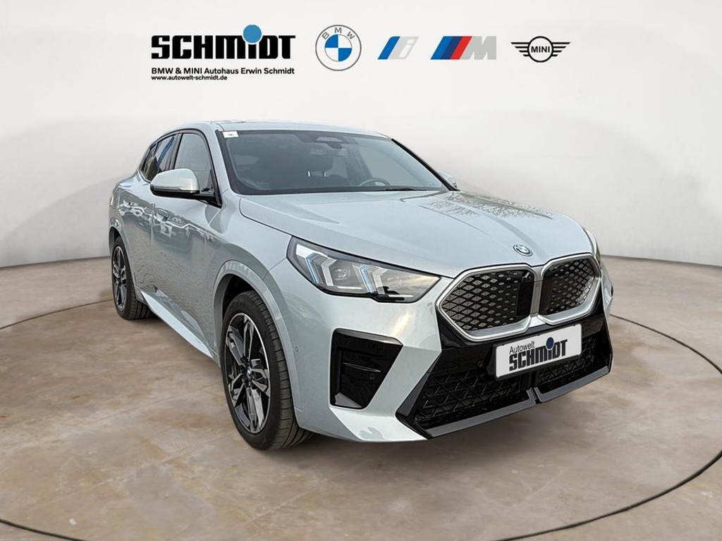 BMW iX2