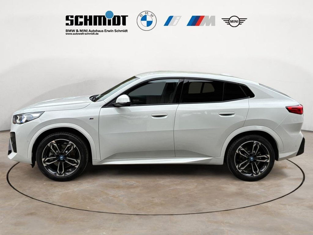BMW iX2