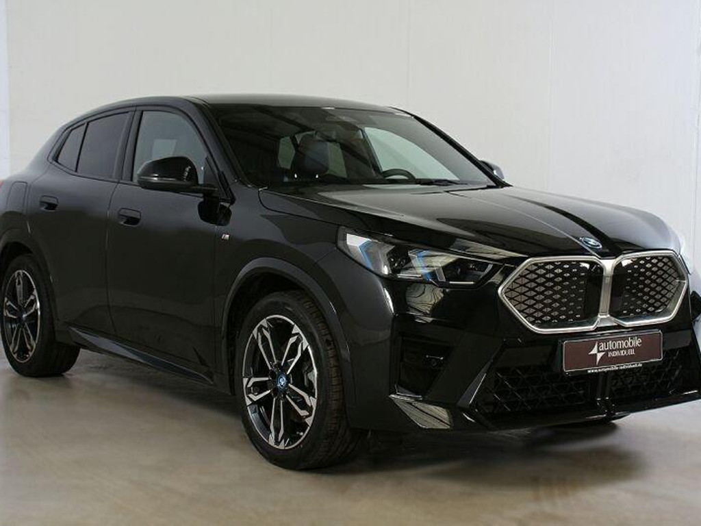 BMW iX2