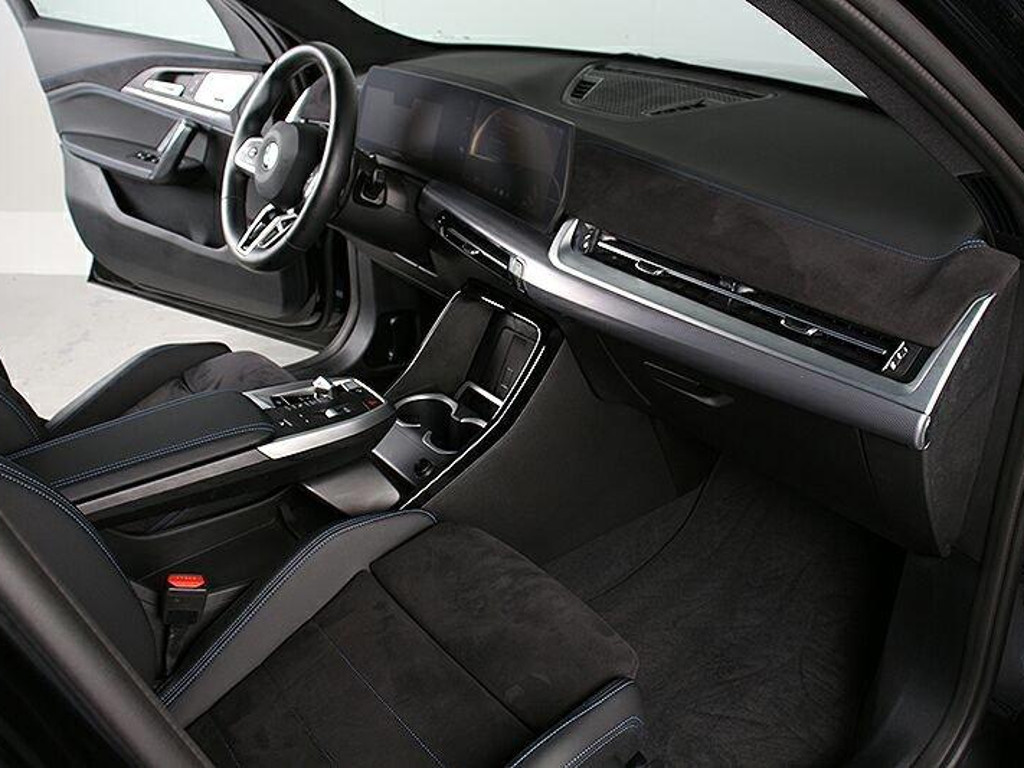 BMW iX2