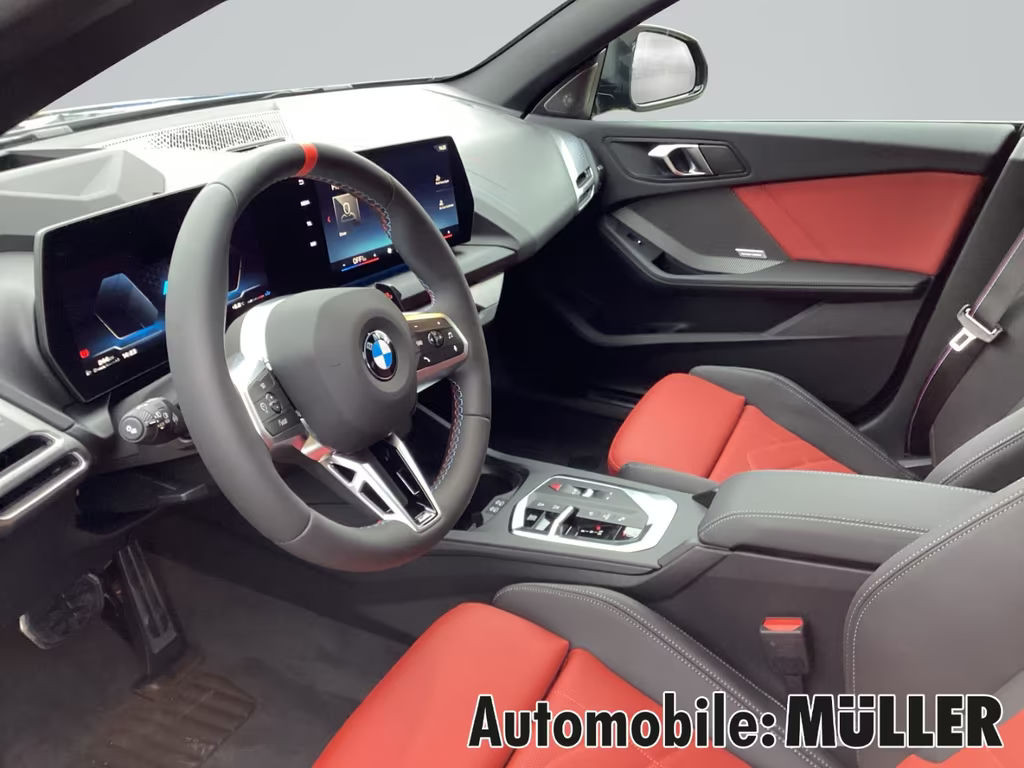 BMW M235