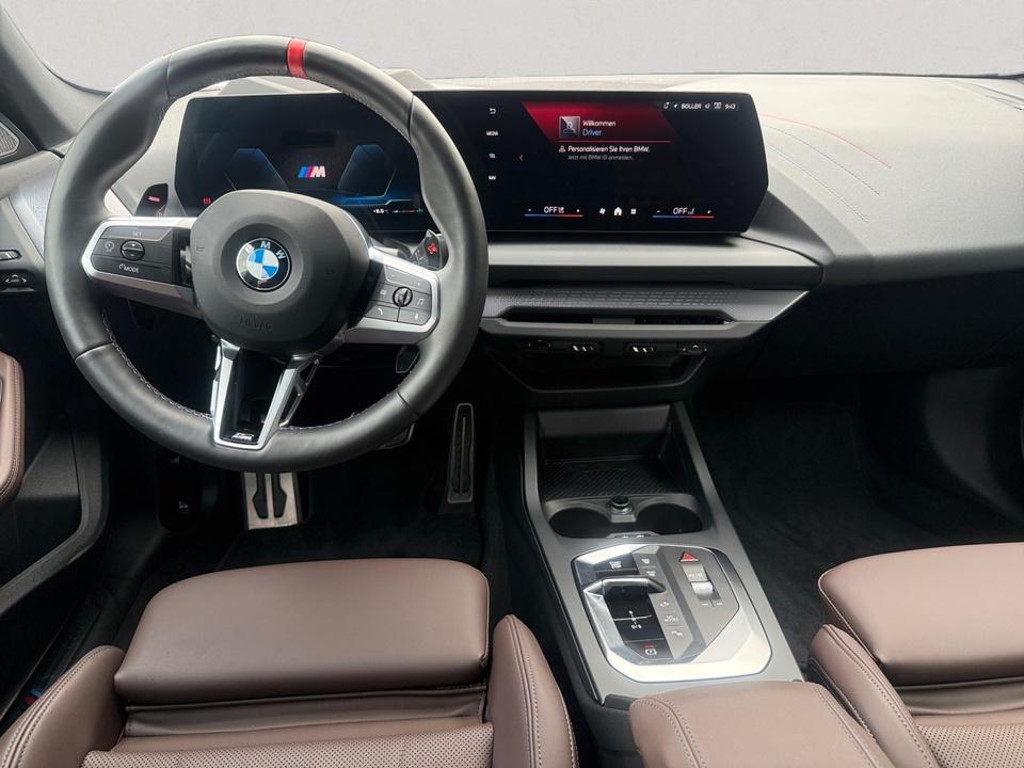 BMW M235