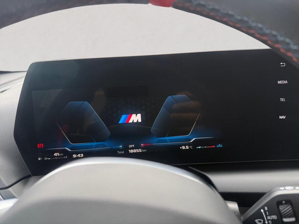 BMW M235