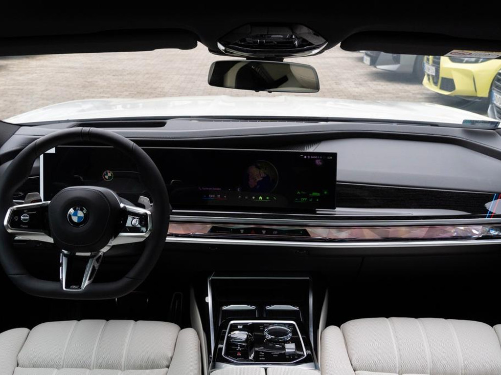 BMW 7 Serie 740 M-Sport Sedan 740d