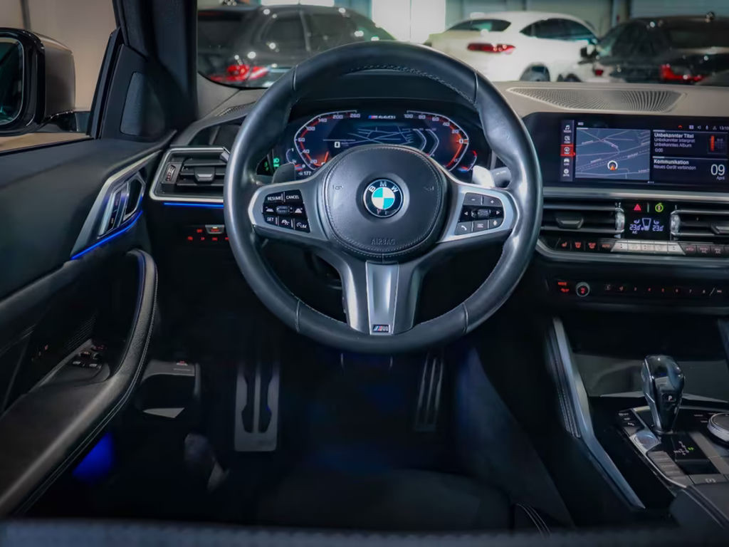 BMW M440