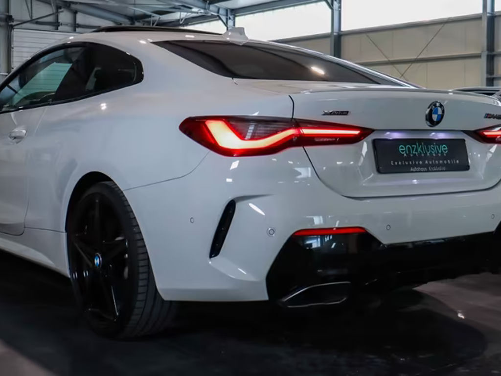 BMW M440