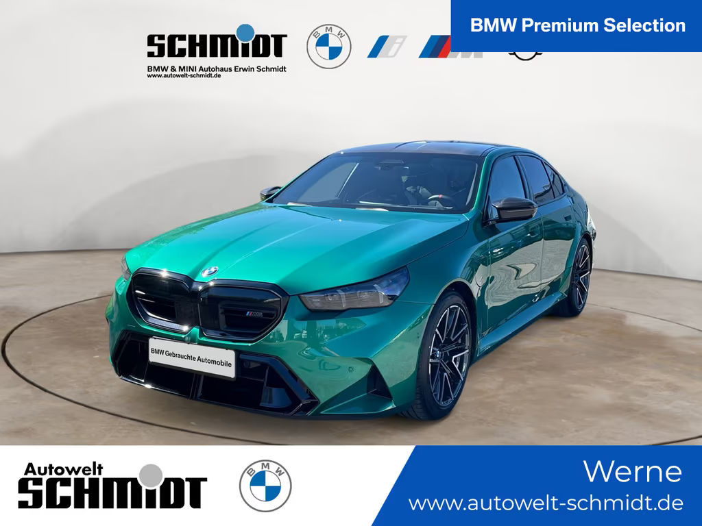 BMW M5 xDrive Sedan