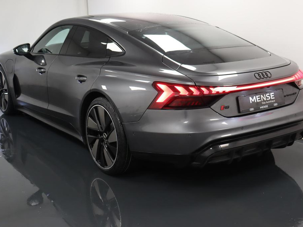 Audi RS e-tron GT