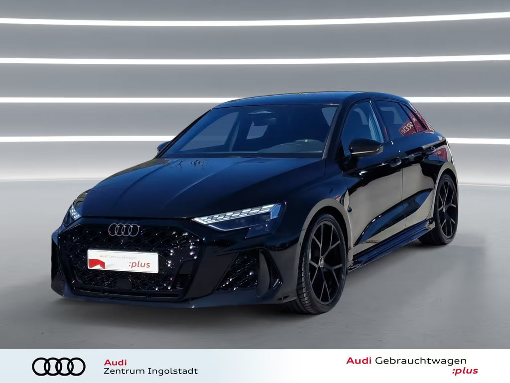 Audi RS3 Sportback Sedan Quattro