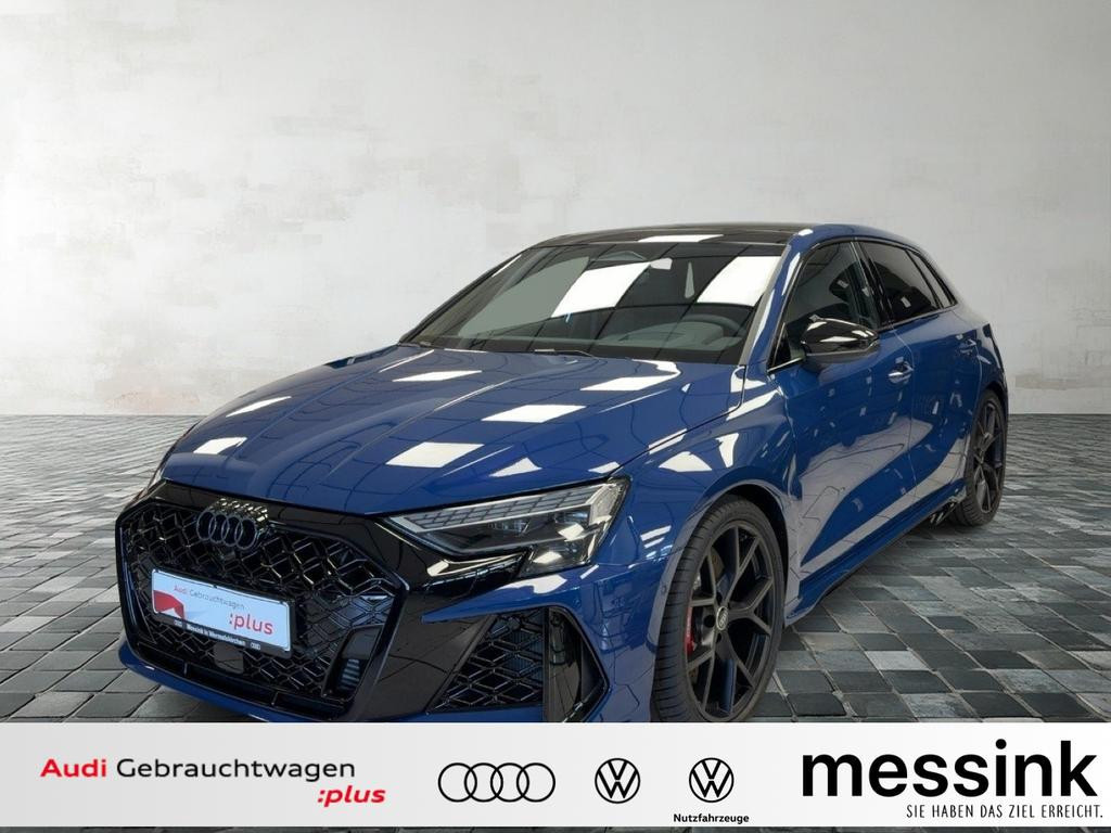 Audi RS3 Sportback Sedan S-Tronic