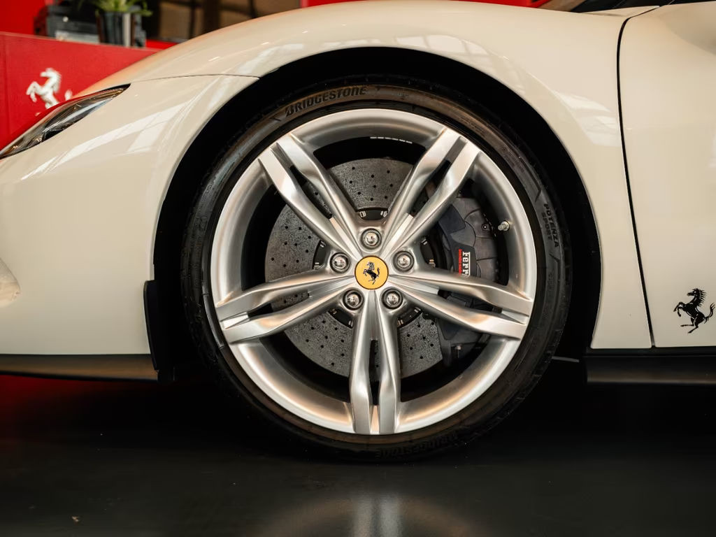 Ferrari 296 GTS