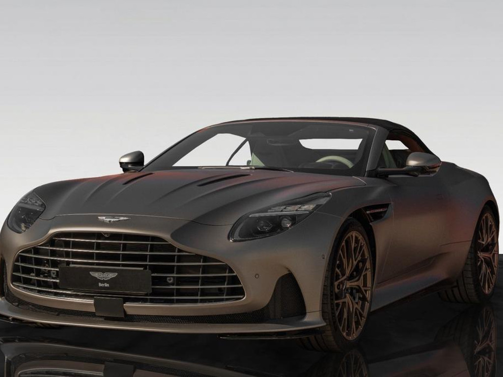 Aston Martin DB12