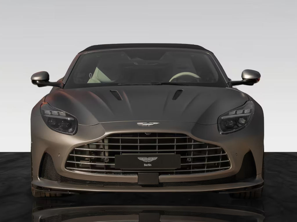 Aston Martin DB12