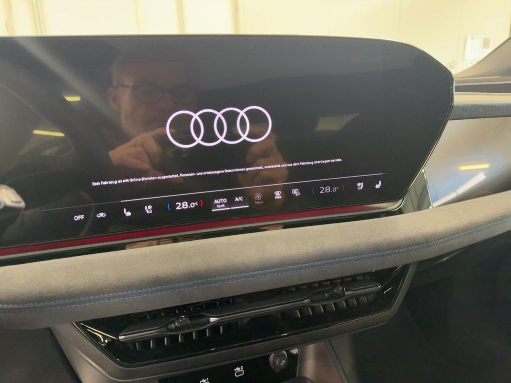 Audi S6 e-tron