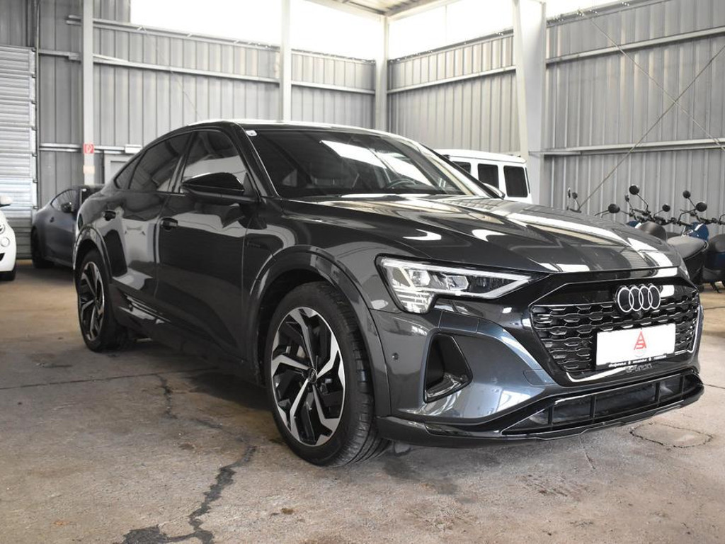 Audi Q8 e-tron