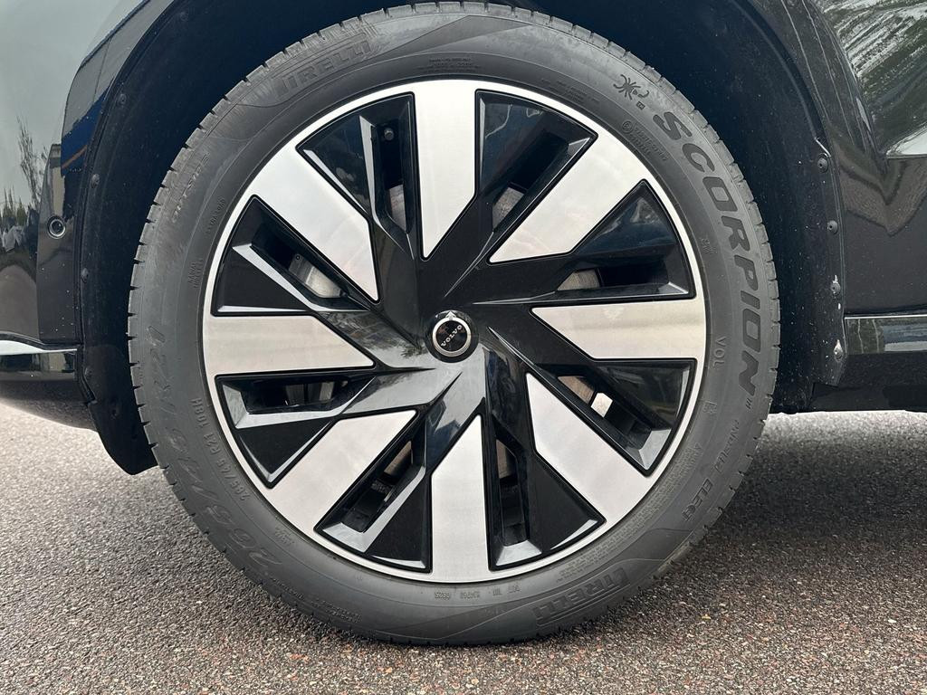 Volvo EX90
