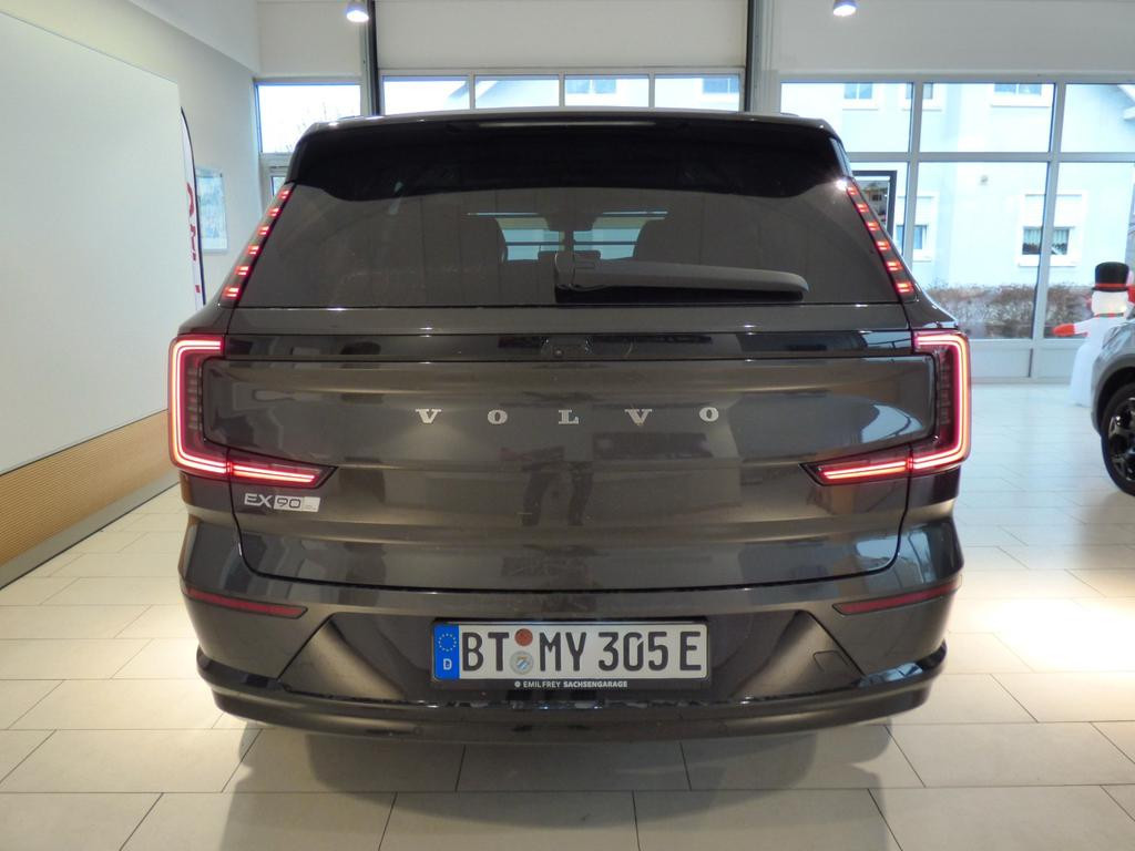 Volvo EX90