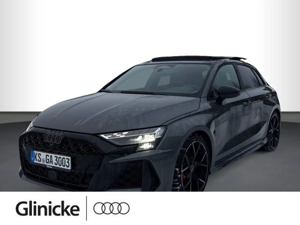 Audi RS3 Sportback Sedan Quattro
