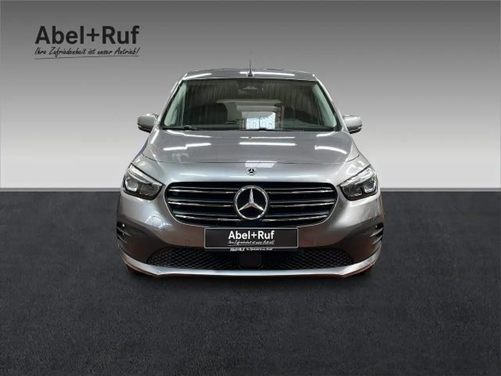 Mercedes-Benz T 180