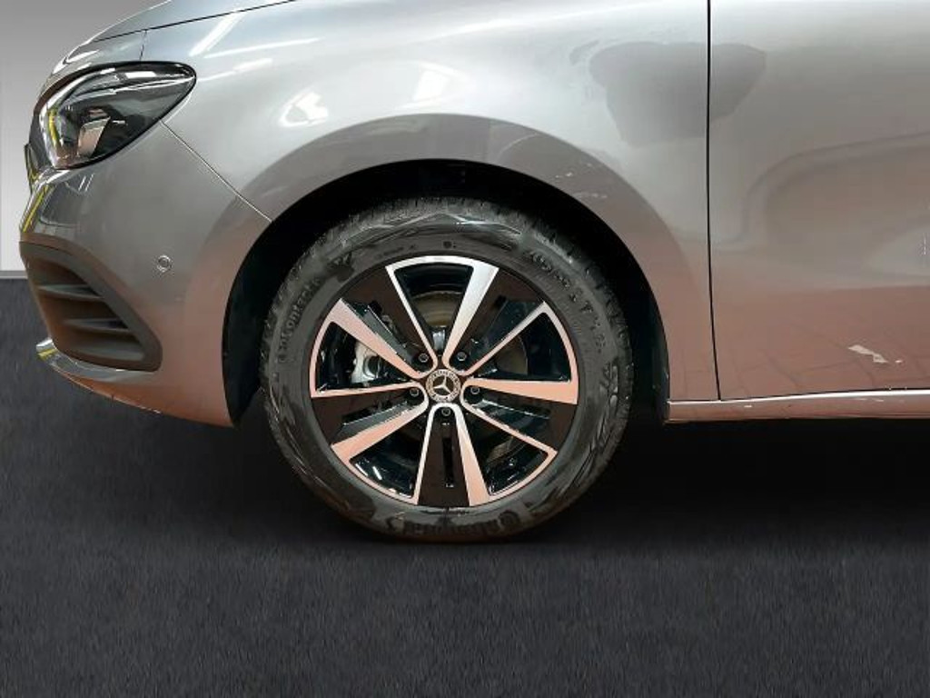Mercedes-Benz T 180