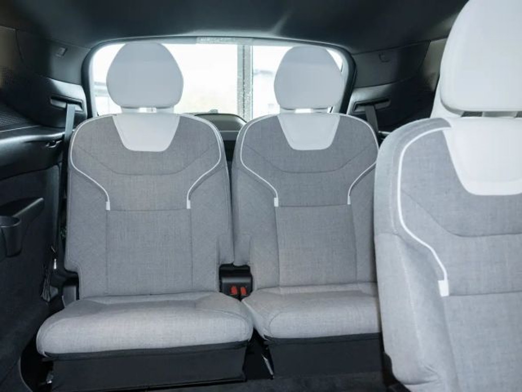 Volvo EX90
