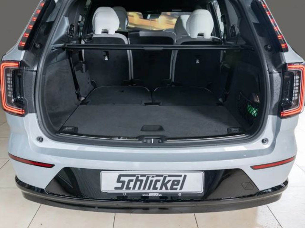 Volvo EX90