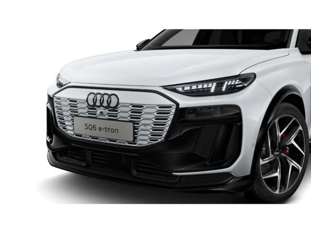 Audi SQ6 e-tron