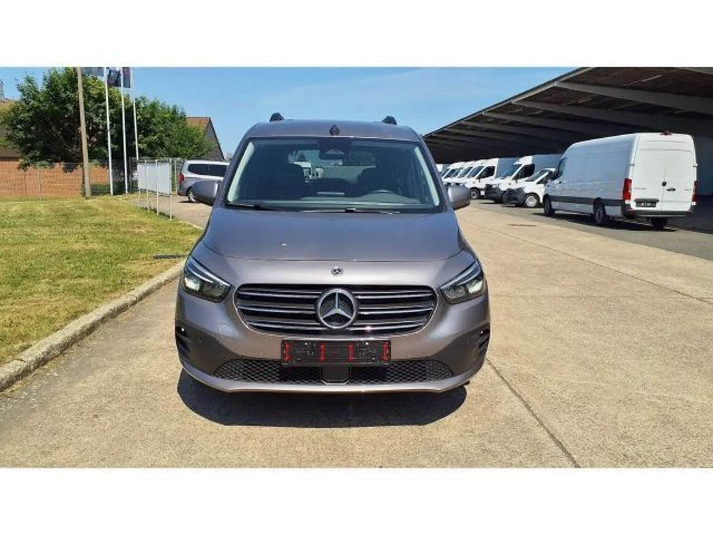 Mercedes-Benz T 180