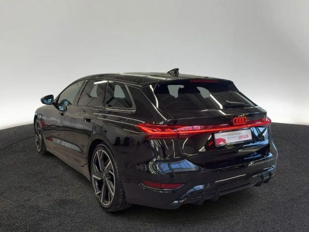 Audi S6 e-tron