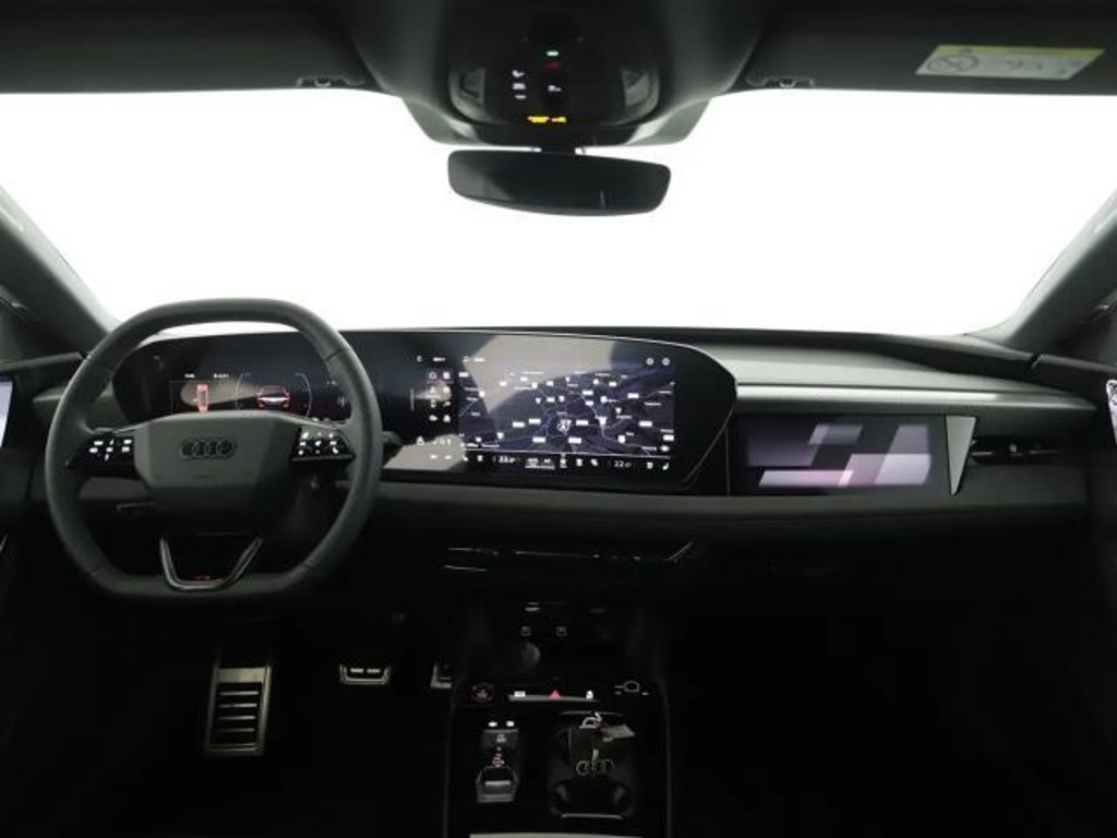 Audi S6 e-tron