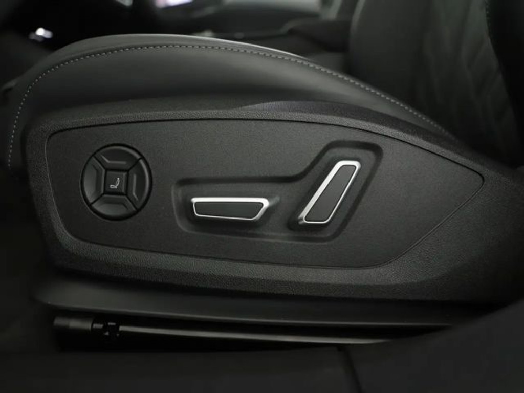 Audi S6 e-tron