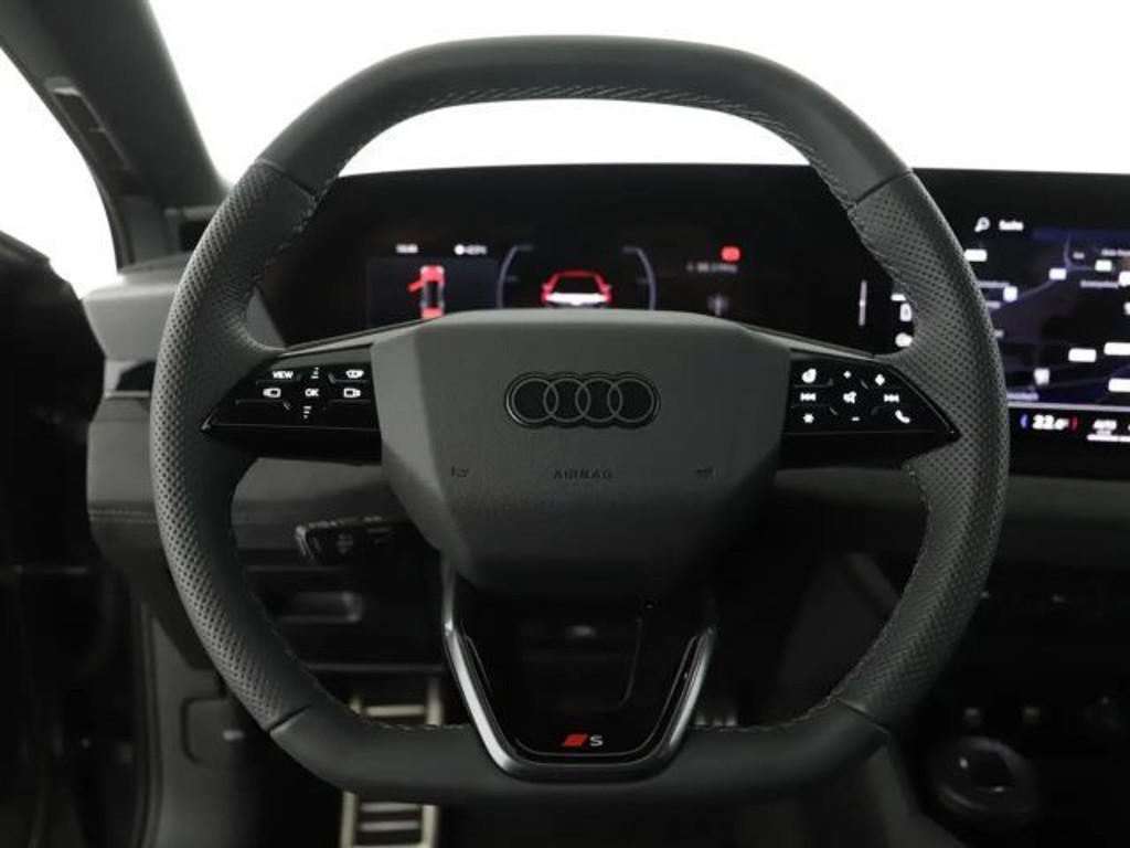 Audi S6 e-tron