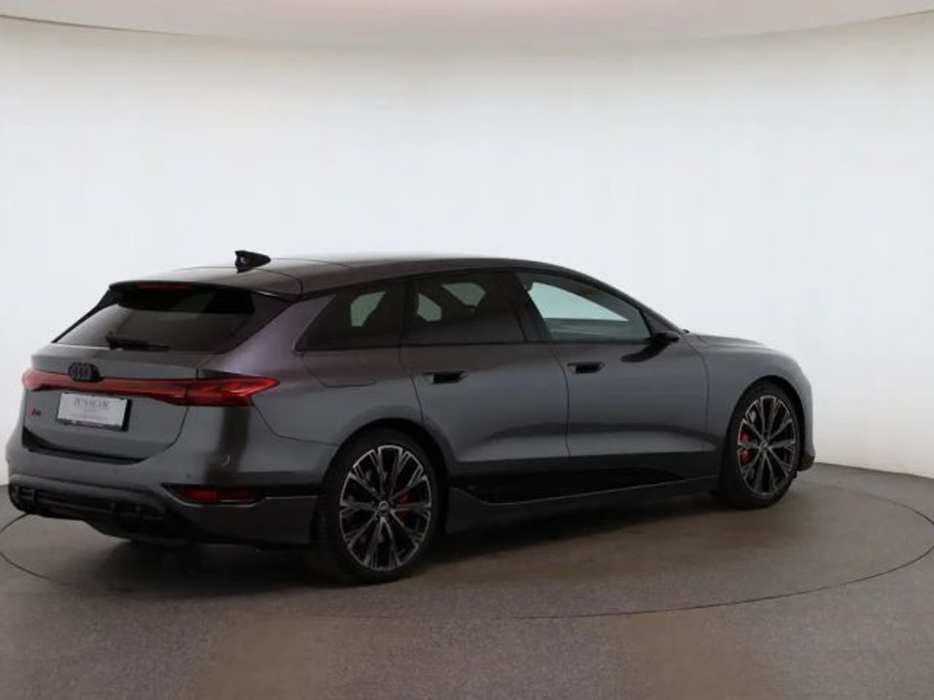 Audi S6 e-tron