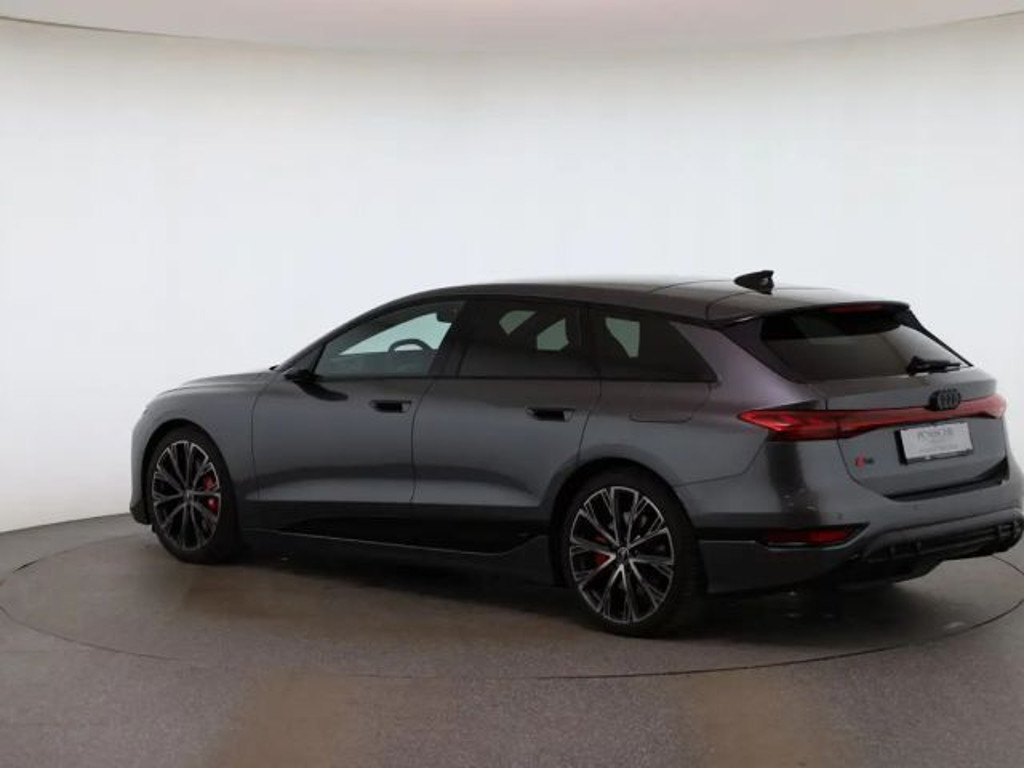 Audi S6 e-tron