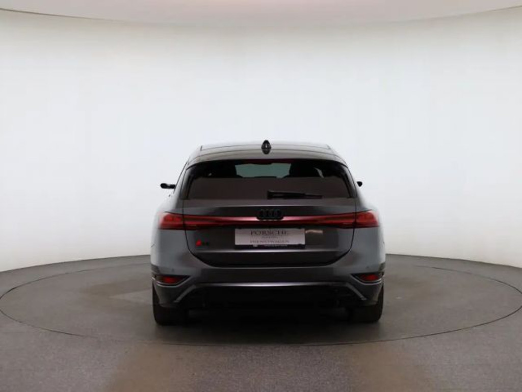 Audi S6 e-tron