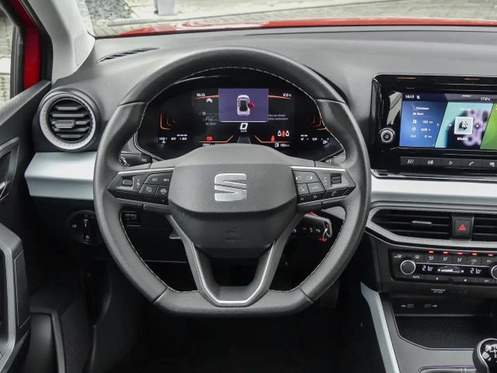 Seat Arona