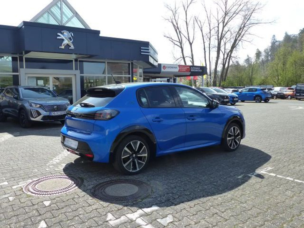 Peugeot e-208