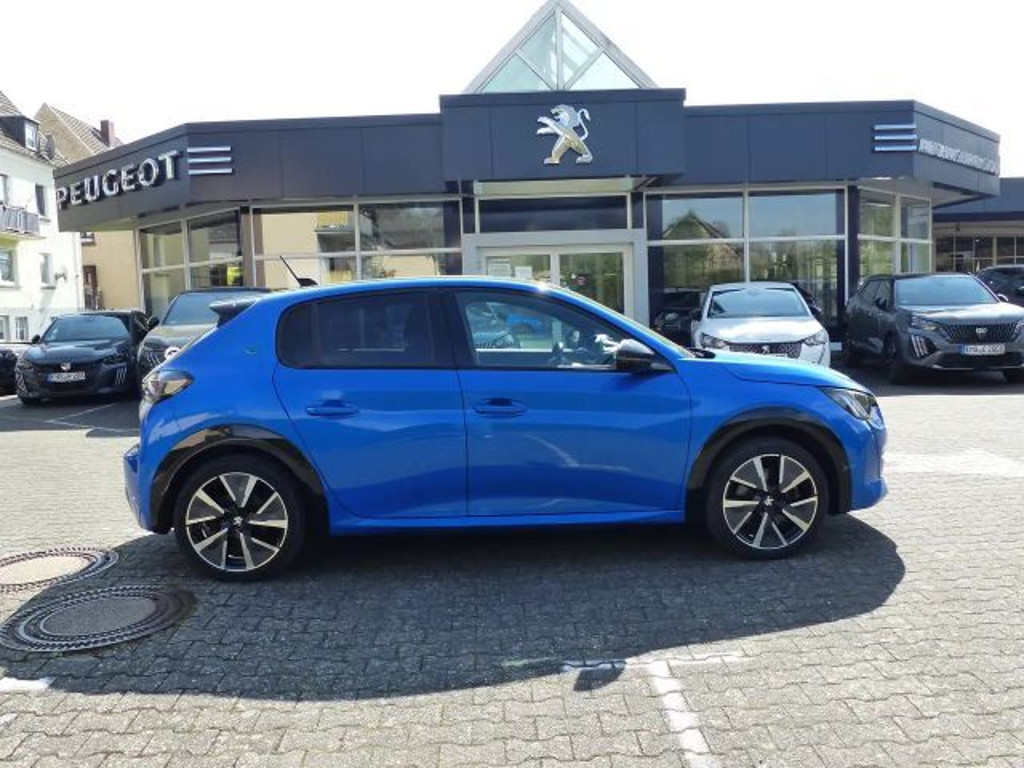 Peugeot e-208