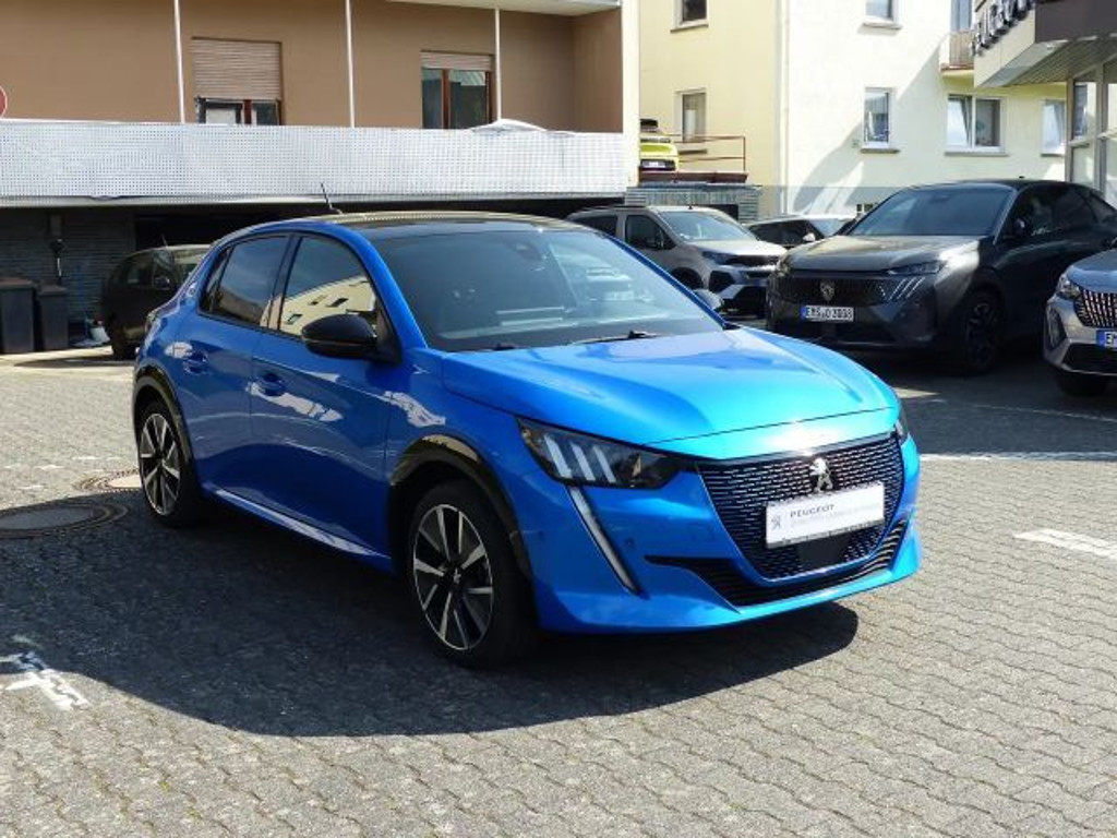 Peugeot e-208