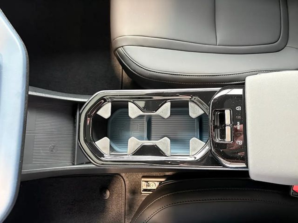 Volvo EX30
