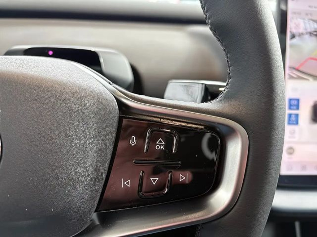 Volvo EX30