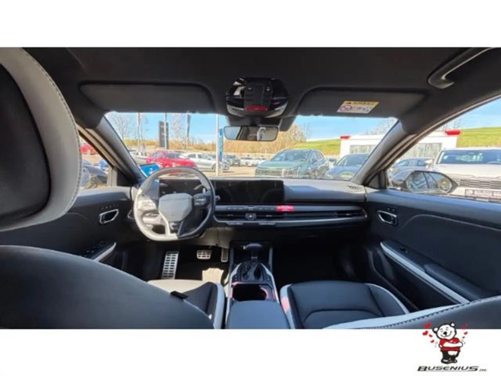 Kia K4