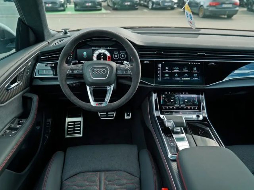 Audi RS Q8