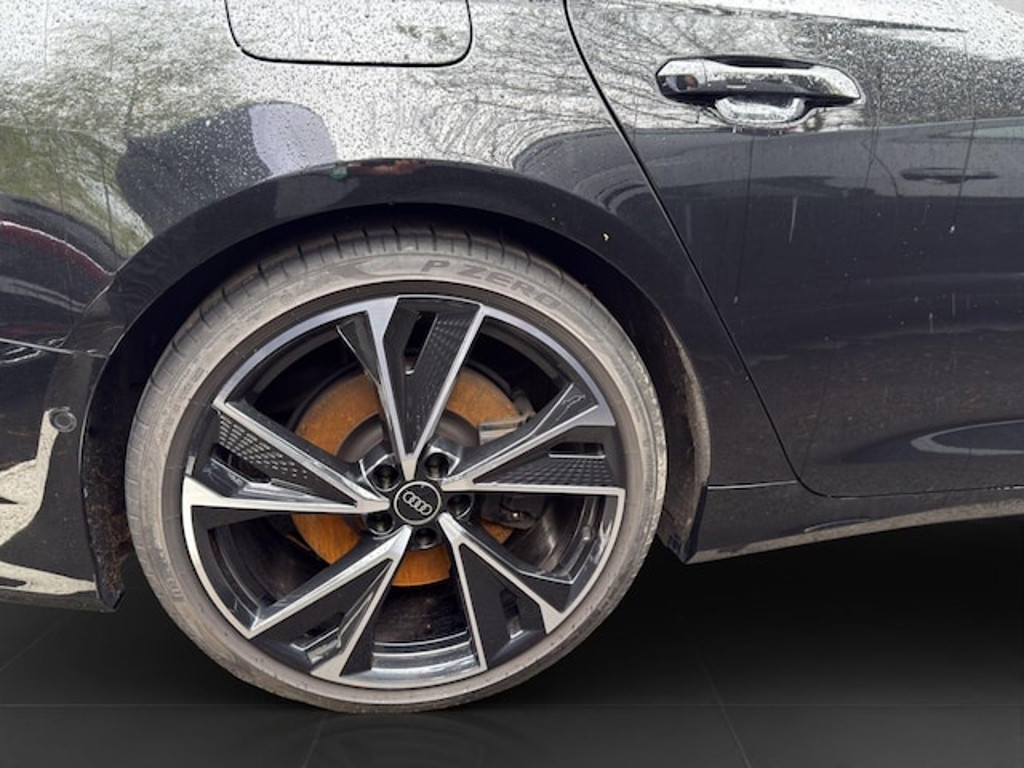 Audi S6 Avant Quattro