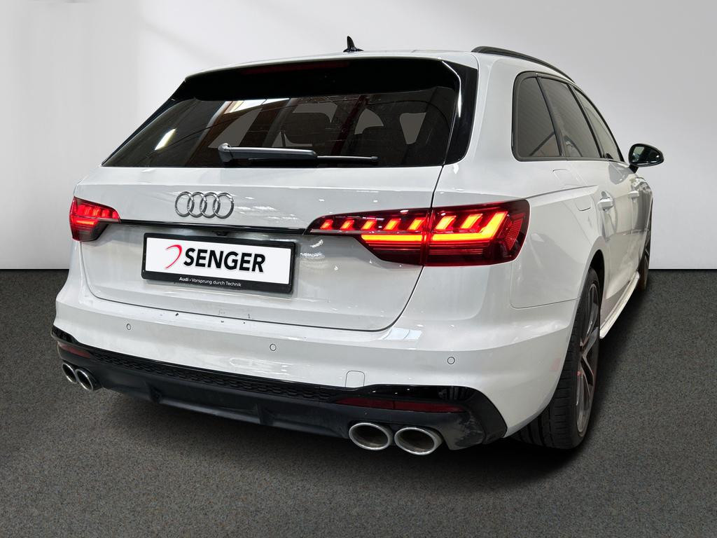 Audi S4