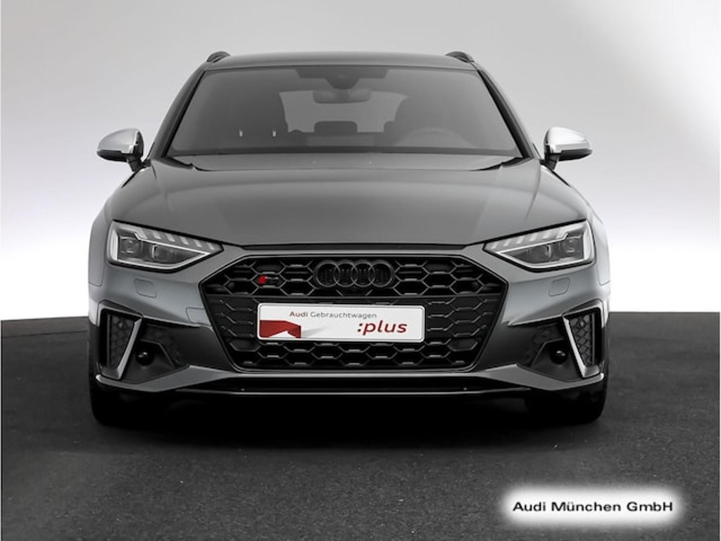 Audi S4