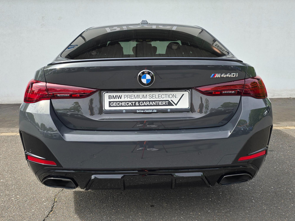 BMW M440