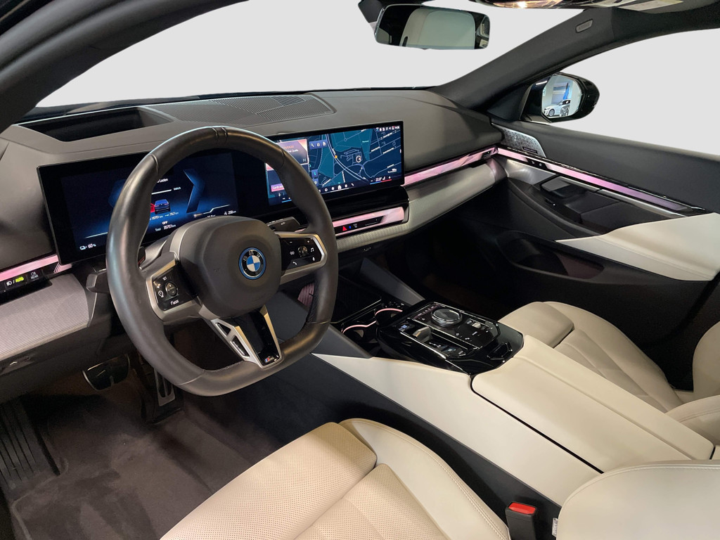 BMW i5